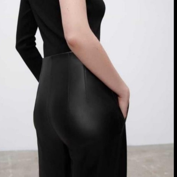 Zara High waisted pants size-Small Black Leather Effect 🔥 - Picture 2 of 14
